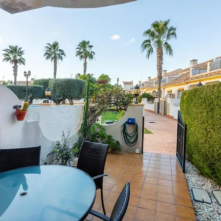 Holiday home Pool-side Townhouse In Cabo Roig *